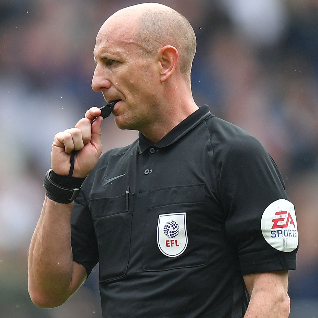 梅西与巴洛贡两次铲球争议：世界杯红牌为何引爆讨论